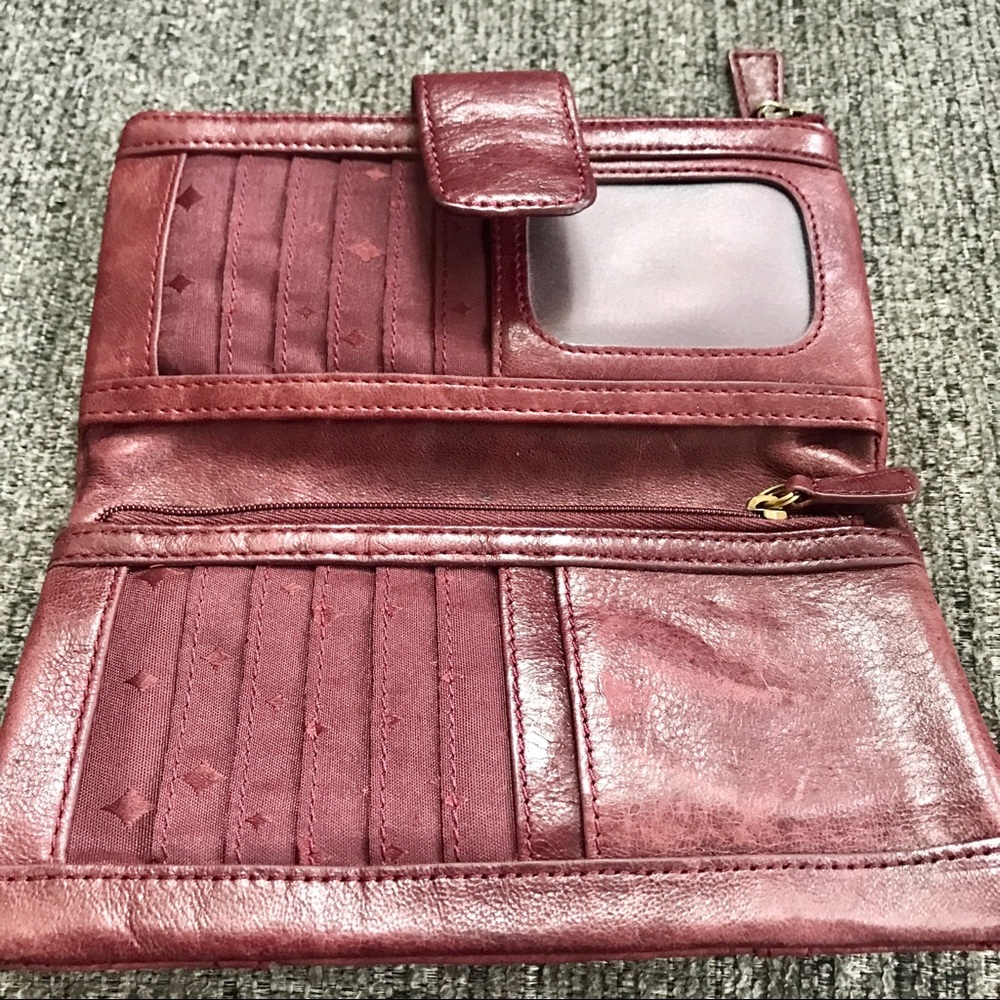 Red Leather Fossil Wallet Distressed - image 2